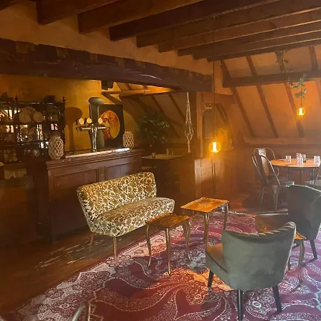 B&b/vakantiewoningen D'hellekapelle Bed & Breakfast Loker